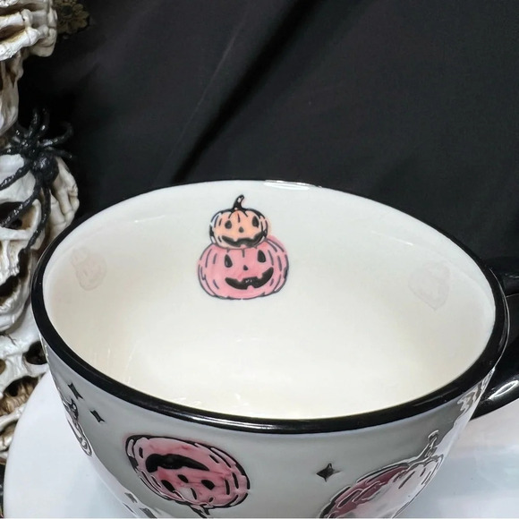 Potters Studio 2024 Halloween Spooky Seaon Ceramic Pink Black Pumpkin Mugs x2 - Picture 8 of 14